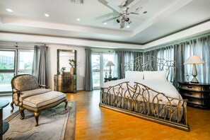 别墅 (Multiple Bedrooms) | 7 多间卧室、笔记本电脑工作区、熨斗/熨衣板