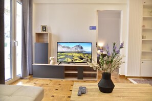 Living area - Filopappou Hill apt GTD8325 (Athens)