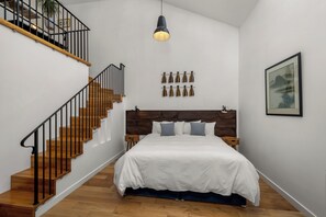 3 bedrooms, iron/ironing board, free WiFi, bed sheets - Relax in style admiring beautiful countryside in the Birthplace of Scotland (Arbroath)