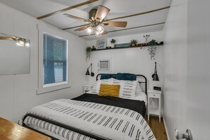 2 Schlafzimmer, Bügeleisen/Bügelbrett, kostenloses WLAN, Bettwäsche