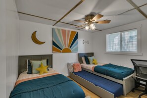 2 chambres, fer et planche Ă repasser, Wi-Fi gratuit, draps fournis