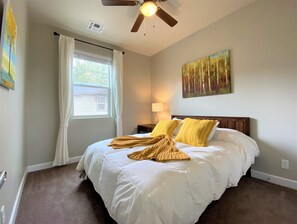 4 bedrooms, desk, iron/ironing board, travel cot