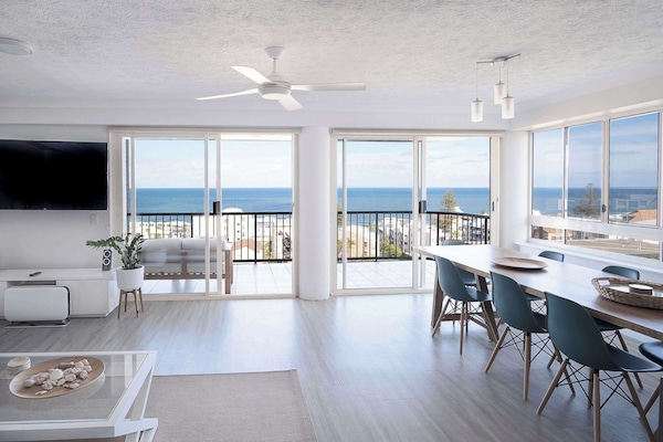 With its spacious interior and ocean views, this apartment is a relaxing coastal haven in the heart of Kings Beach.