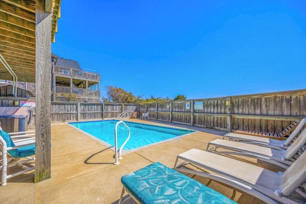 Outdoor pool