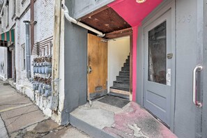 Exterior detail - Modern Yankton Apartment Near Riverside Park! (Yankton)