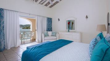 3 habitaciones, escritorio, tabla de planchar con plancha y wifi gratis