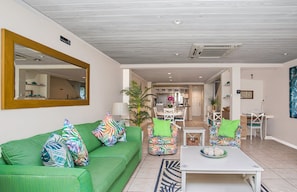 Smart TV, DVD player - The Harbour #6 - 3 Bedroom Waterfront Condo in Rodney Bay (Rodney Bay)