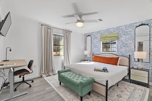 2 chambres, bureau, fer et planche à repasser, Wi-Fi gratuit
