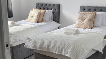 Panoramic House, Accessible, Private Bathroom (Garden) | 3 bedrooms