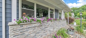 King room in Bed and Breakfast - And A Hot Tub!