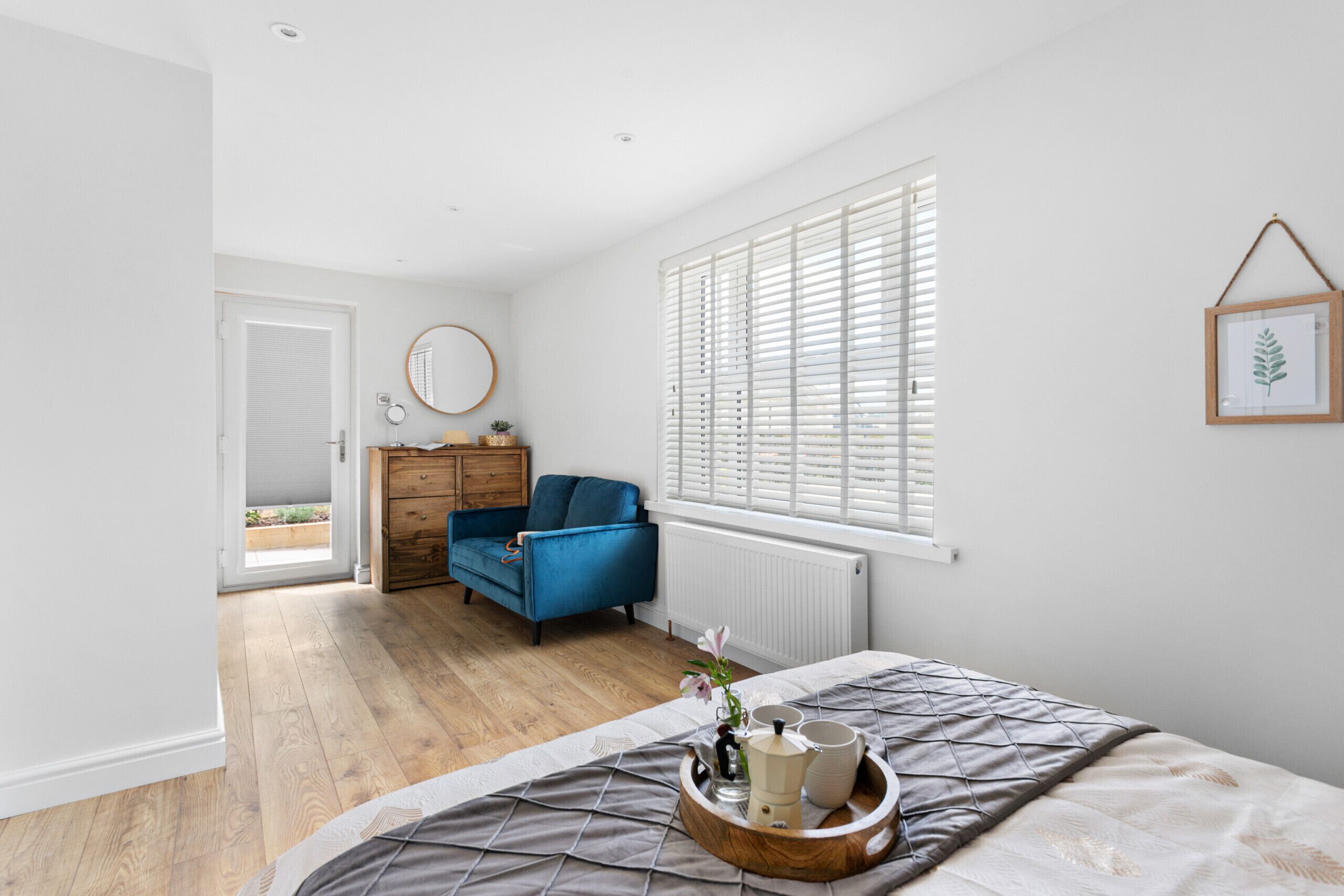 2 bedrooms, iron/ironing board, travel cot, free WiFi