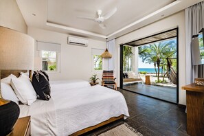 7 slaapkamers, een strijkplank/strijkijzer, reisbedje, internet