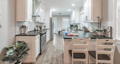 Villa Bella elegant family retreat in downtown Bentonville