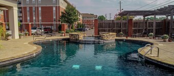 Legends Landing - close to campus, shopping, and more! Complex pool!