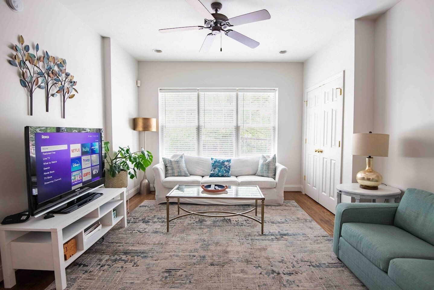 Stylish Loft - Prime Location - Heart of Southside