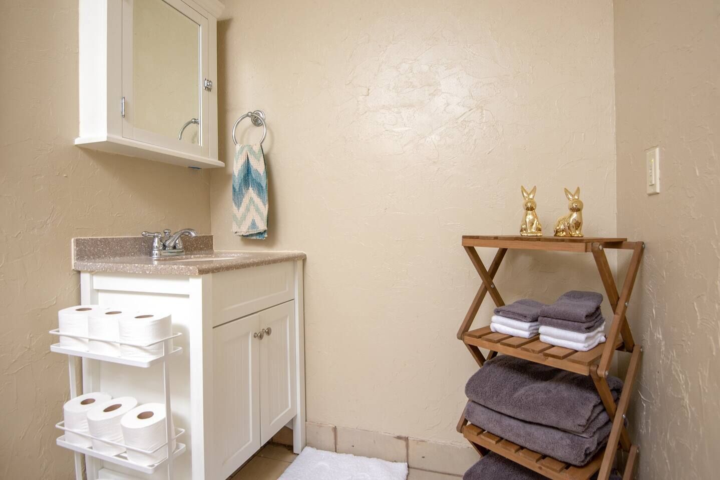 Stylish Loft Prime Location Heart of Southside, Birmingham, AL