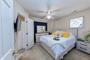 2 bedrooms, desk, iron/ironing board, travel cot