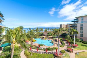 Unclassified image, 3 of 11, button - KBM Resorts | FREE CAR | Honua Kai Hokulani | Ocean view | 2-Bedroom Condo Recently Remodeled! HKH-409 (Lahaina)