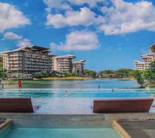 Pico de Loro Beach Fully Furnished Mi504B 1BR