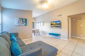 Living area - Newly updated Eastside home! (El Paso)