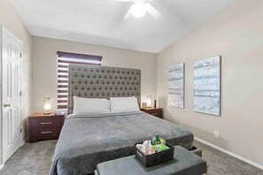 3 bedrooms, WiFi - Newly updated Eastside home! (El Paso)