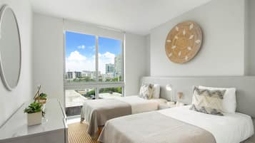 2 bedrooms, individually decorated, individually furnished