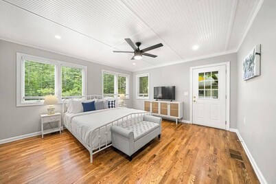 Serene 3BR home in Historic Downtown Norcross