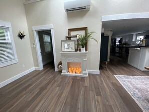 Interior - Beautiful Cottage With Water Access and Kayaks! (Sturgis)