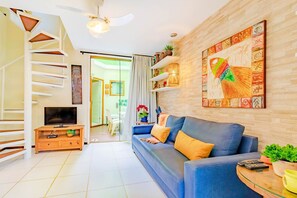 TV - IT26 Sea View Bungalow with 3 Suites, Right on the Sand - Varandas do Mar Residential (Camaçari)