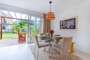 Dining - MSP02 Village 3 Bedrooms, Pé na Areia - Praia da Gamboa (Cairu)