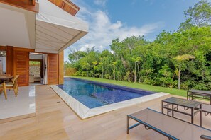 Pool - PF07 High Standard House 04 Suites (Praia do Forte)