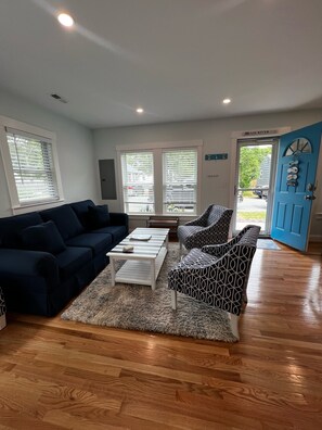 智能电视、电子游戏、书