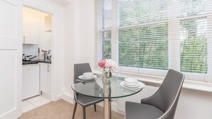 Premium Apartments | Oppholdsområde | TV