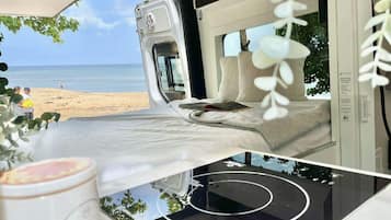 1 habitación, wifi y ropa de cama