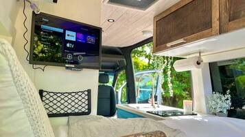 1 habitación, wifi y ropa de cama