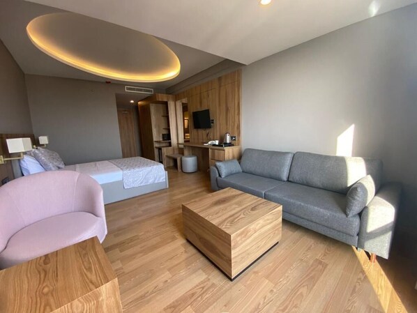 Quarto luxo | Roupas de cama premium, cofres nos quartos, cortinas blackout