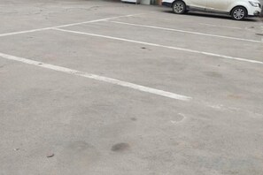 Imagen sin descripción, 3 de 33, botón