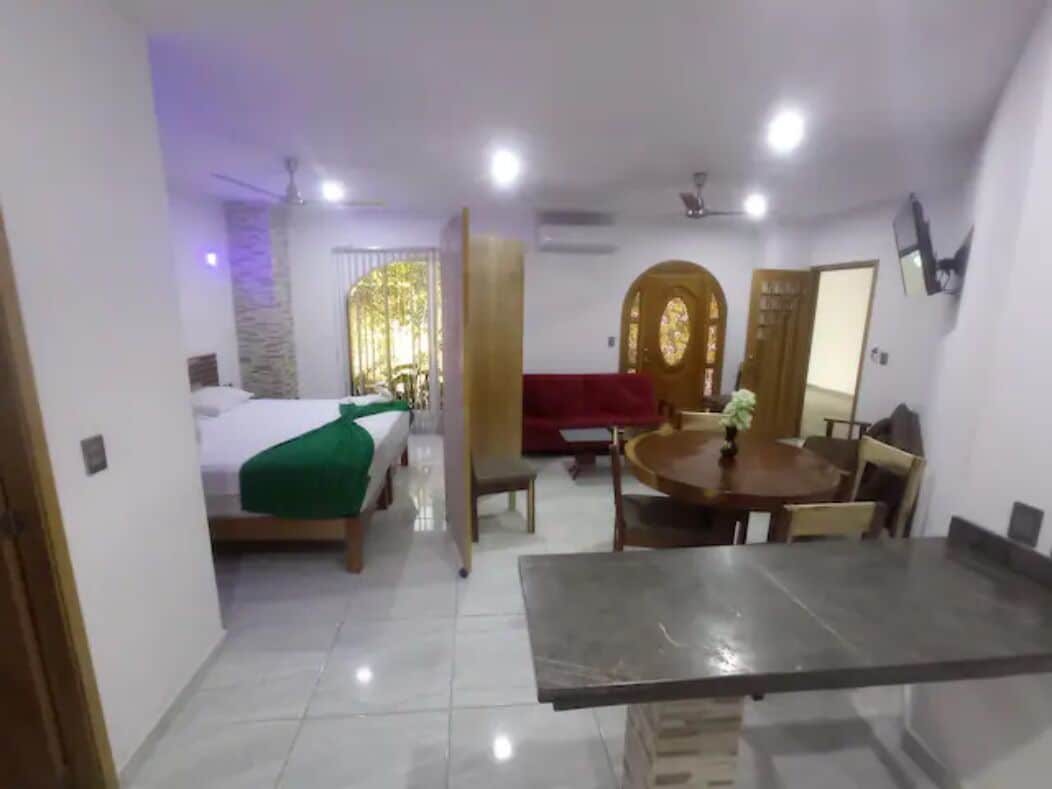 PALMAS DE CHAHUE 1 (65 MTS2) | Living area | 43-inch Smart TV with cable channels, TV