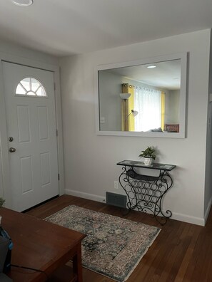 Interior - Updated Ranch in a quiet neighborhood 5 min from the beach and other amenities  (Westerly)