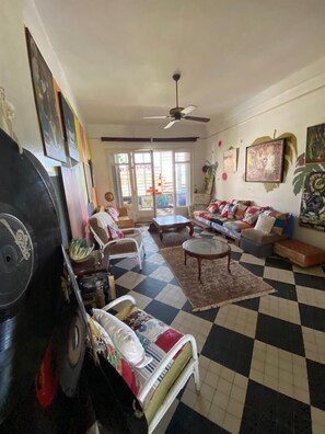 Foosball, table tennis, books - The GREEN Hostel (Pointe-à-Pitre)