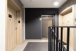 Interior detail - Miodowa Studio Cracow by Renters (Kraków)