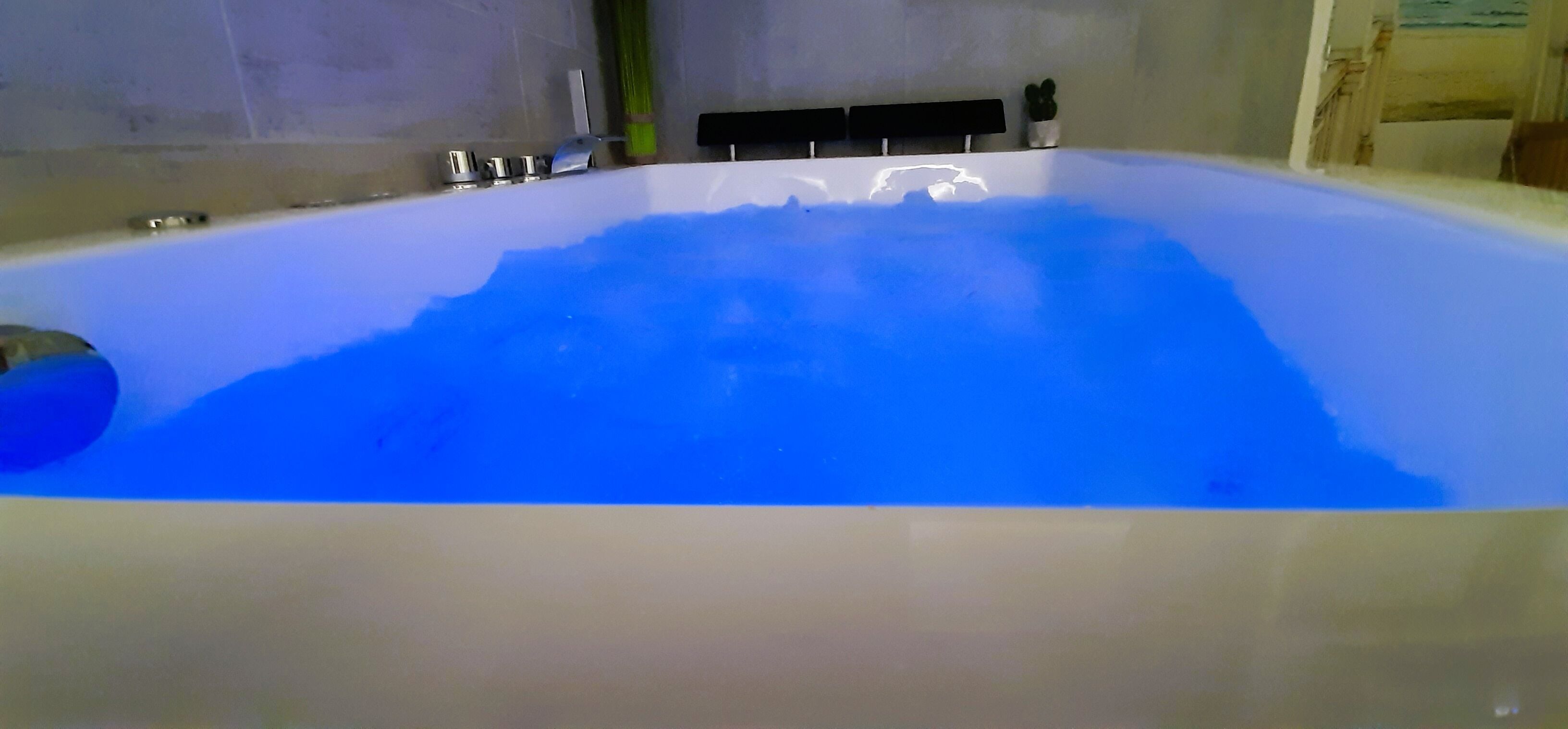 Chambre Deluxe | Baignoire à jets