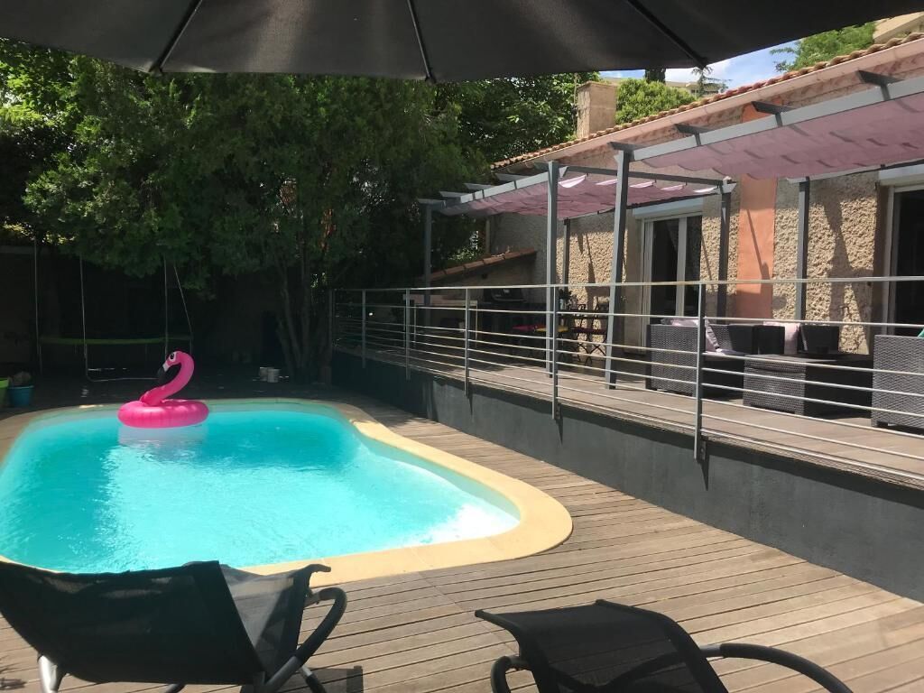 Seasonal outdoor pool, sun loungers