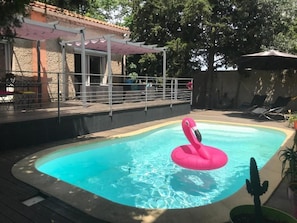 Seasonal outdoor pool, sun loungers