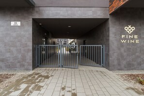 Exterior - Stylish Apartment Zablocie by Renters (Kraków)