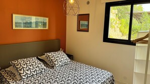 1 Schlafzimmer, Bügeleisen/Bügelbrett, Bettwäsche