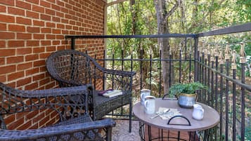 Grand Room | Teres/patio