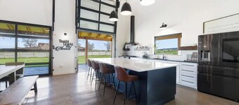 La Bella Vita (The Beautiful Life) 5+ Bedrooms