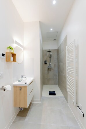 Uklassifisert bilde, 3 av 28, knapp