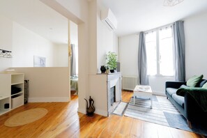 Nicht klassifiziertes Bild, 2 von 28, Schaltfläche